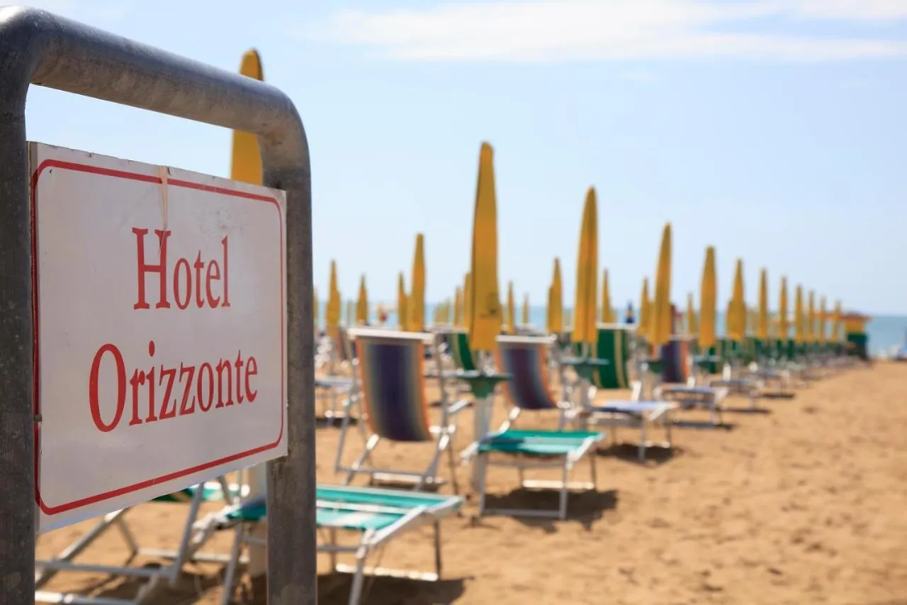 Hotel Orizzonte Lido di Jesolo 3*,  Italy